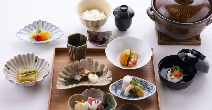 Asakusa: Exquisite Lunch After History Tour - Culinary Delights in Asakusa