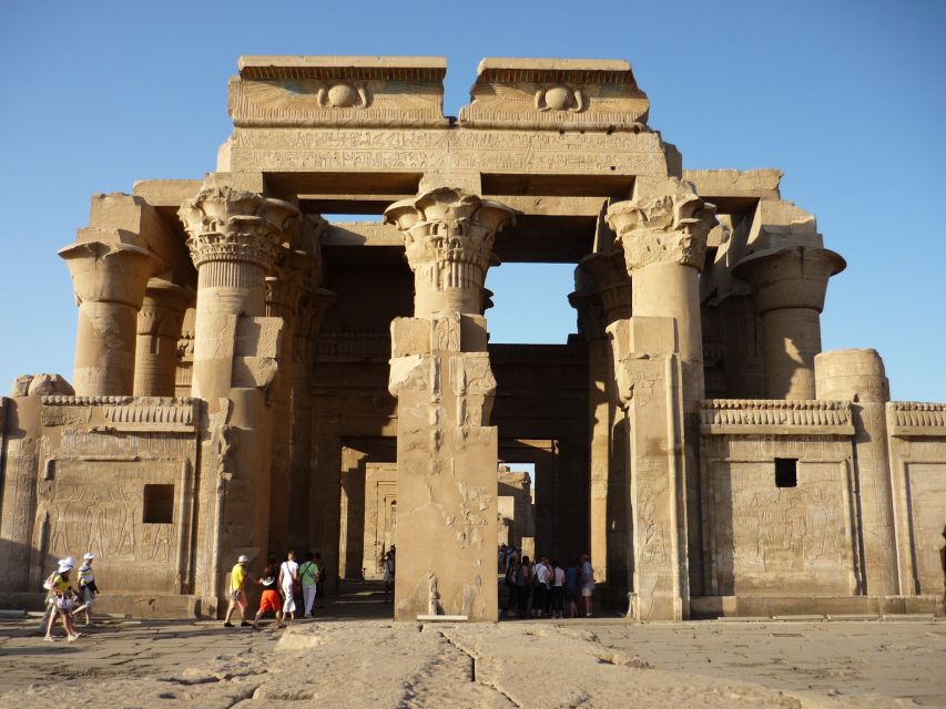 Aswan: Edfu and Kom Ombo Day Tour With Luxor Transfer - Review of Transportation and Guides