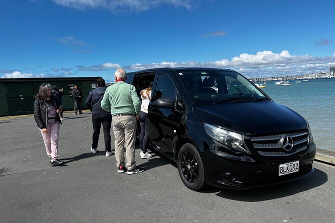 Auckland Airport & Ground Transfers - Private Luxury Car/ Van. - Pickup and Cancellation Policy