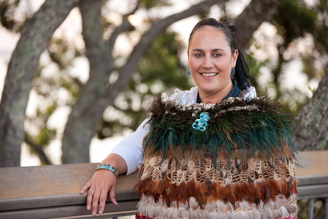 Auckland Maori Tour - Indigenous Maori Guide