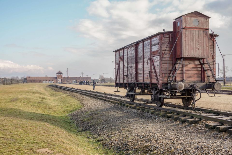 Auschwitz-Birkenau: Skip-the-Line Ticket and Guided Tour - Experience Highlights