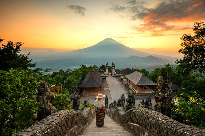 Bali Instagram: Gate of Heaven Temple Tour - Expert Guides and Drivers