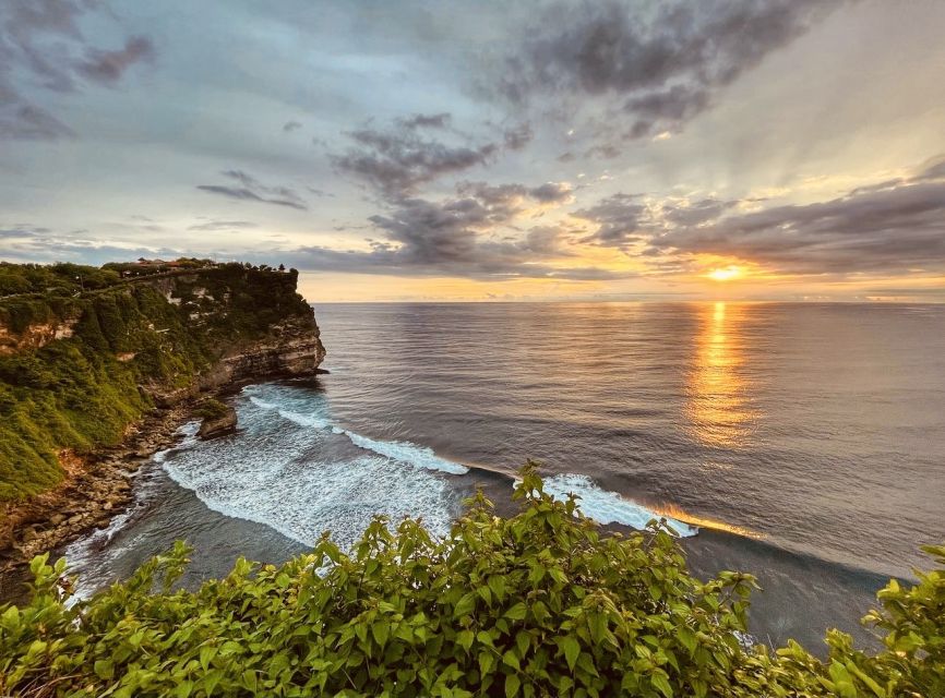 Bali: Uluwatu Temple and Karang Boma Cliff Tour With Tickets - Experience Highlights