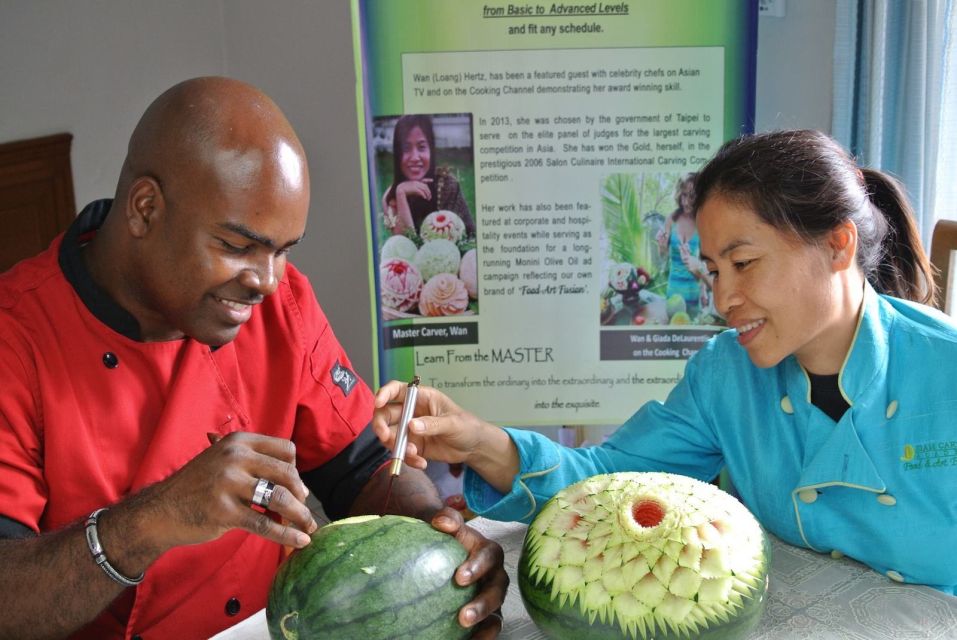 Bangkok: Professional Thai Fruit and Vegetable Carving Class - Experience Details