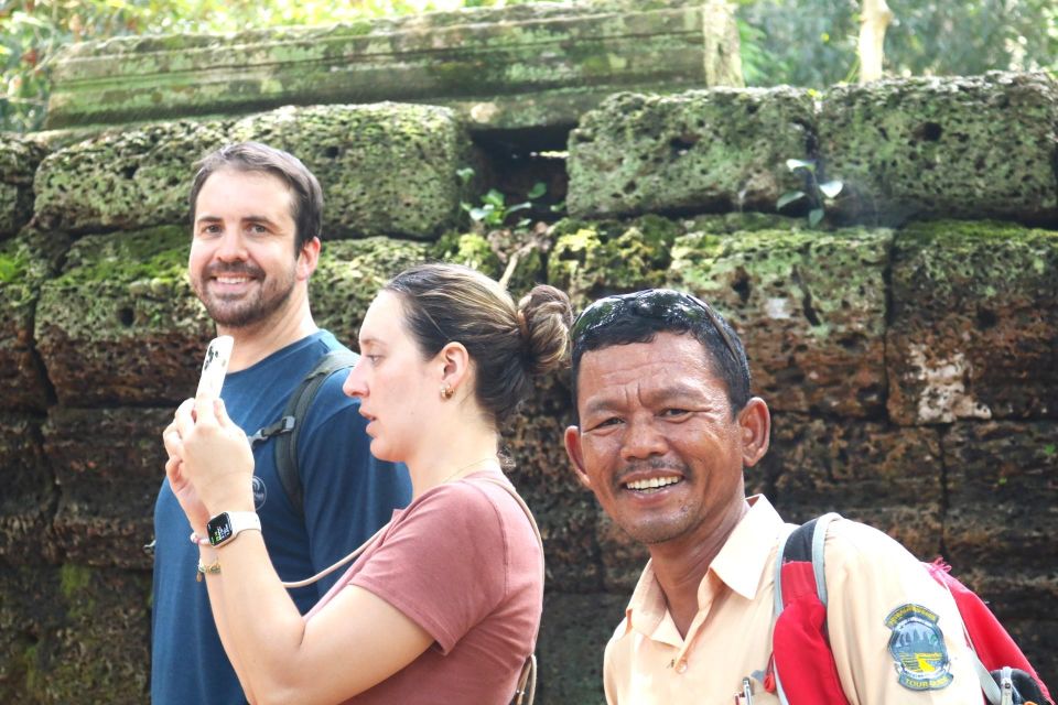 Banteay Srei and Grand Circuit Temples Full-Day Tour - Experience Highlights and Customer Reviews