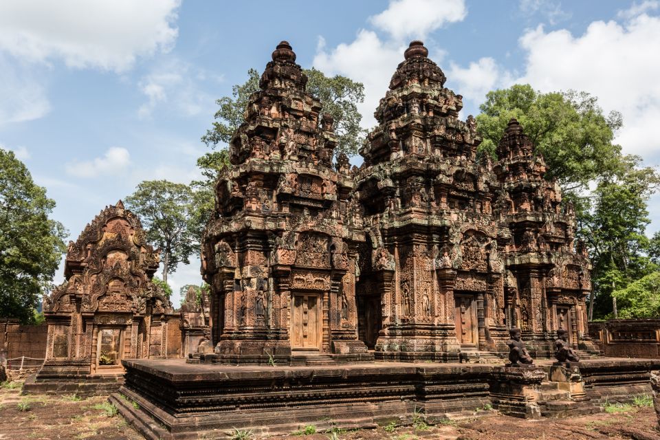 Banteay Srei and Grand Temple Tour From Siem Reap - Historical Insights