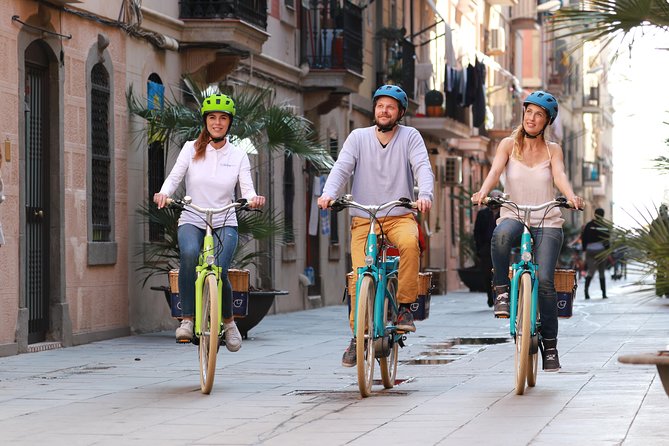 Barcelona E-Bike Tour: Montjuic Hill and Gothic Quarter - Duration and Itinerary