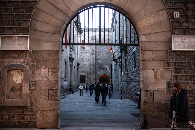 Barcelona El Raval Dark History Walking Tour - Reviews and Ratings