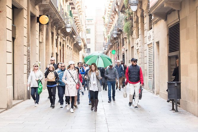 Barcelona Highlights: Gothic Quarter, Coastline and Montjuic (Mar ) - Meeting and Pickup