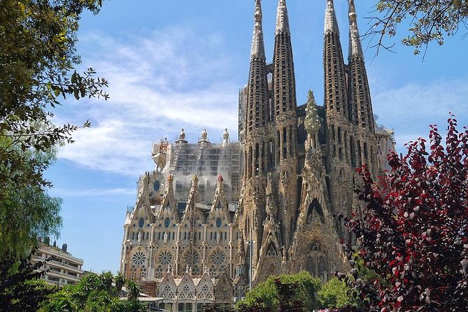 Barcelona Private Half-Day Guided City Tour With La Pedrera (Mar ) - Inclusions and Highlights