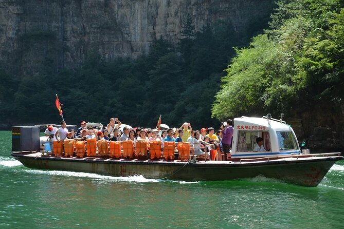 Beijing Private Tour to Badaling Great Wall and Longqing Gorge With Boat Ride - Pricing Details