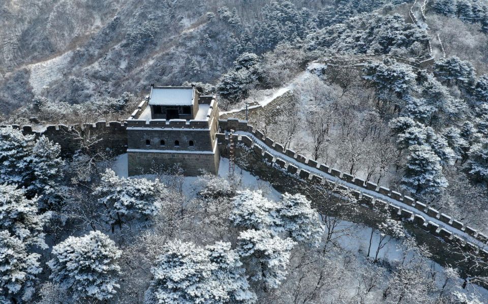 Beijing: Private Tour to Mutianyu & Huanghuacheng Great Wall - Duration, Itinerary, and Highlights