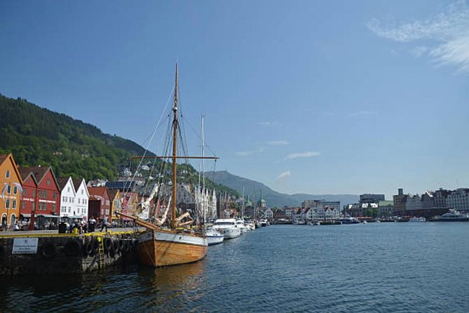 Bergen: Mostraumen Fjord Cruise - Meeting and Pickup