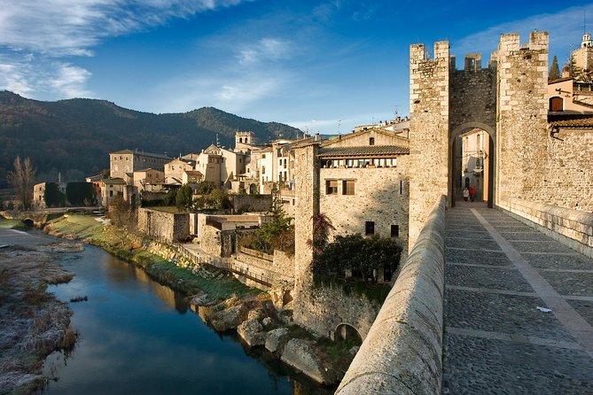 Besalu,Banyoles Lake & Garrotxa Volcanoes Small Group From Girona - Logistics