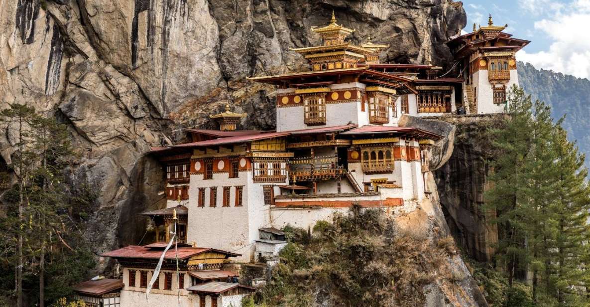 Best of Nepal & Bhutan Tour।Spectacular View । 14 Days Tour - Itinerary Highlights