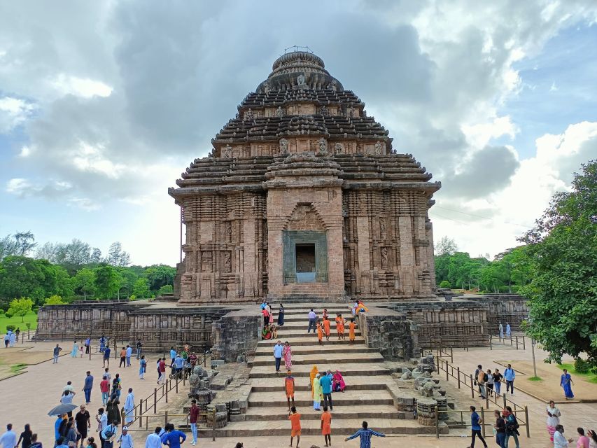 Bhubneswar: Konark Sun Temple, Jagannath Temple Private Tour - Inclusions and Cancellation Policy
