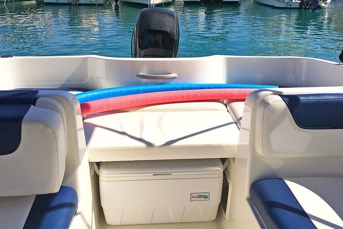 Boat Rental Bayliner 60 Cv 1/2 Day - Pricing Details