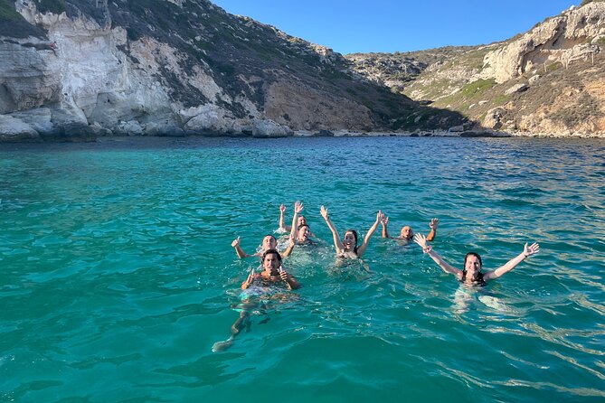 Boat Tour at Devils Saddle With 4 Swimming Stops and Snorkeling - Swimming Stops