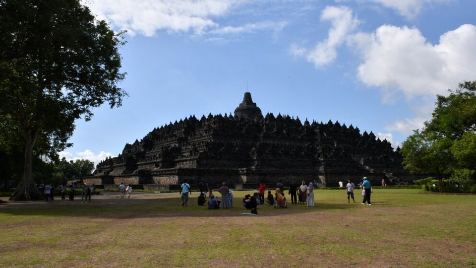 Borobudur One Day Tour From Semarang Port - Transportation Details