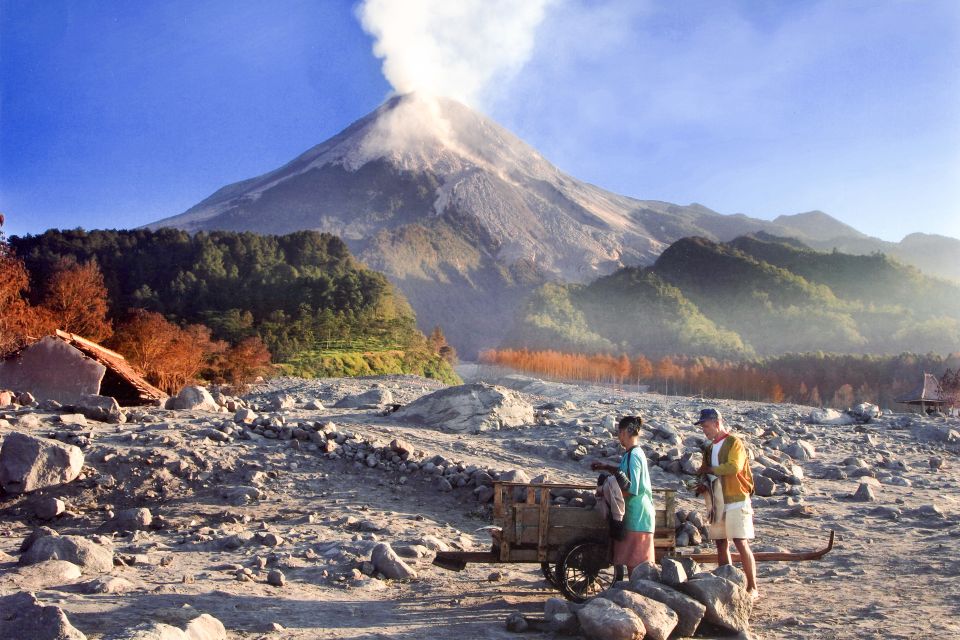 Borobudur Sunrise, Merapi Volcano & Prambanan Full Day Tour - Tour Experience