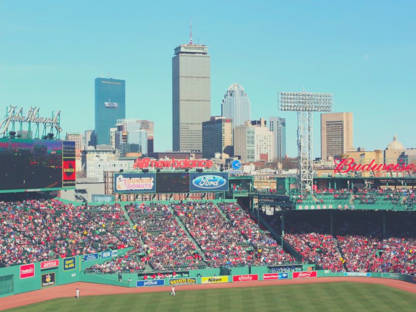 Boston: Boston Red Sox Baseball Game Ticket at Fenway Park - Experience