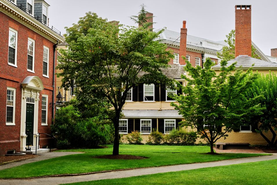 Boston: Harvard & Cambridge University Private Walking Tour - Experience Highlights