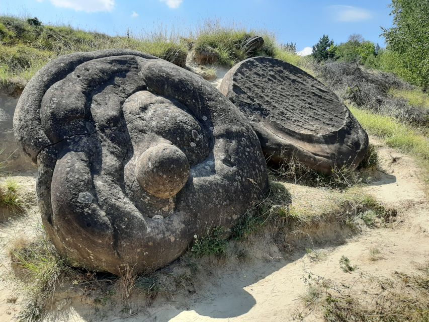 Bucharest: Berca Mud Volcanoes and Living Stones Day Trip - Village Exploration