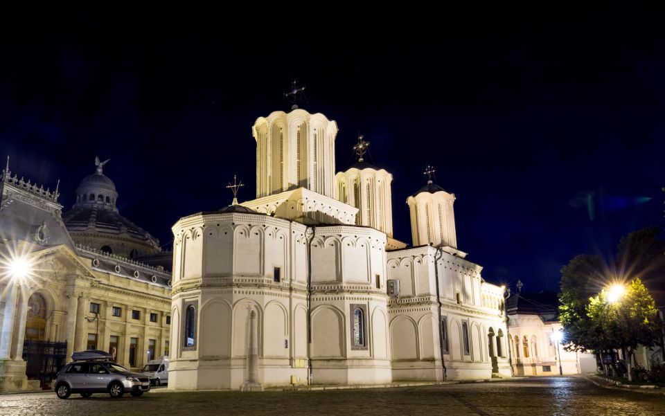 Bucharest: The Underdog of Europe Evening Sightseeing Tour - Highlights of the Evening Tour