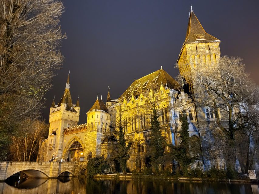 Budapest: Dracula's Hungarian Roots; Discovering City Park - Admiring Architectural Diversity in Budapest