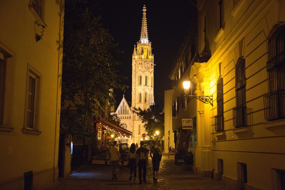 Budapest: Night Walking Tour With River Cruise and Wine - Night Tour Highlights