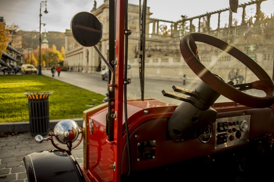 Budapest: Private City Tour by Vintage Royal Car - Booking Flexibility