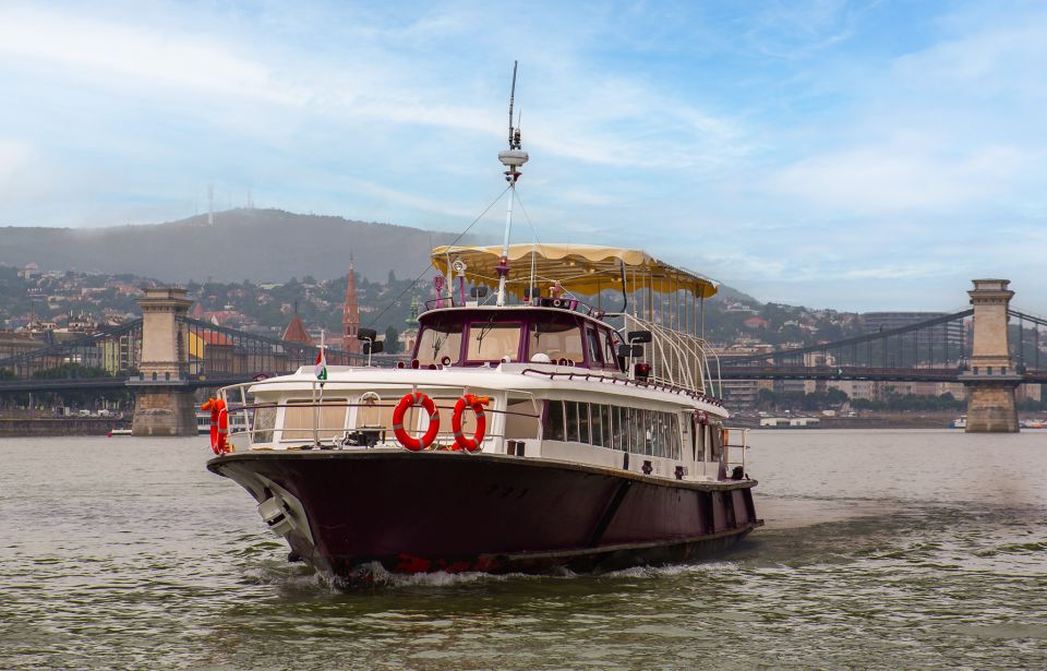 Budapest: Skyline Sightseeing Cruise With Parliament View - Booking Information