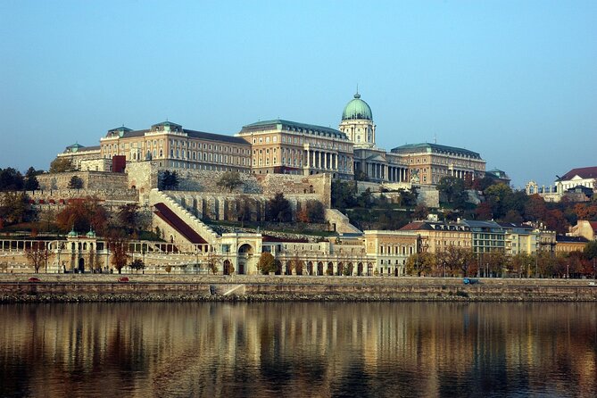 Budapest Small-Group Day Trip From Vienna With Local Guide - Small-Group Experience Benefits