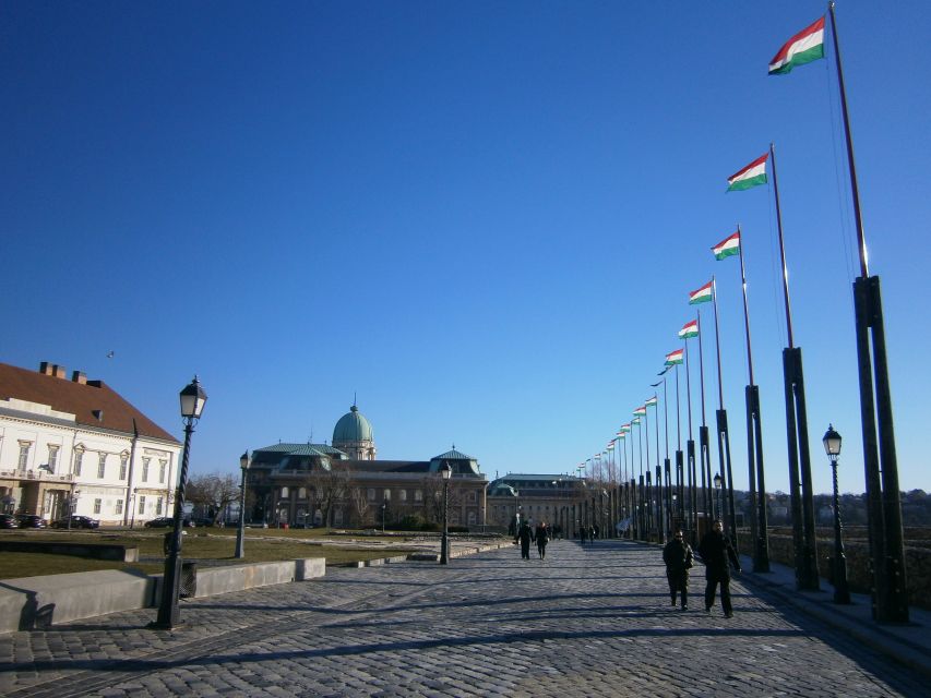 Budapest: Walking Tour of Buda Castle District - Highlights of the Tour Experience