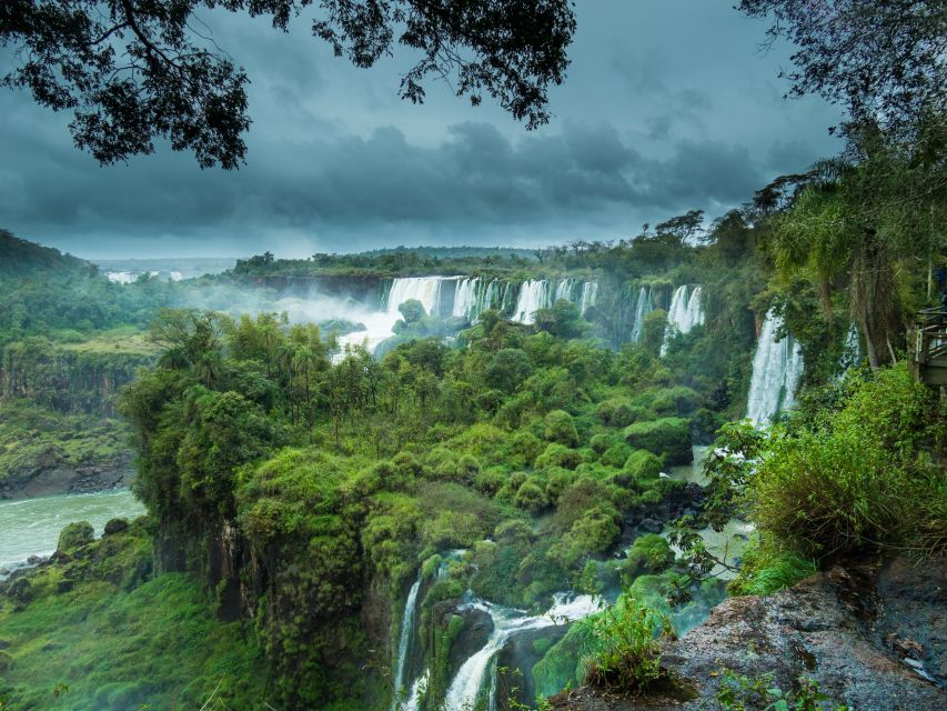 Buenos Aires: Iguazú Falls Day Trip With Flight & Boat Ride - Logistics and Communication