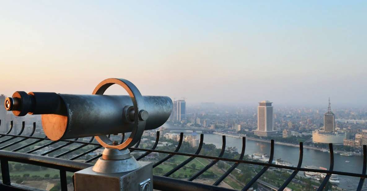 Cairo: Sunset at Cairo Tower With Lunch & Private Transport - Location Information