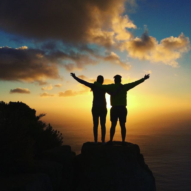 Cape Town: 3-Hour Lion's Head Sunset Hike - Experience Highlights