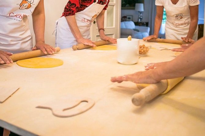 Cesarine: Small Group Pasta and Tiramisu Class in Bologna - Activity Overview