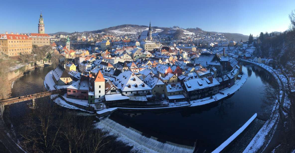 Cesky Krumlov: Private Christmas-Themed Walking Tour - Experience Highlights