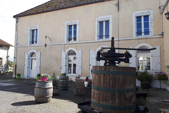 Champagne Lamiable: Traditional Tour & Tasting - Inclusions and Logistics