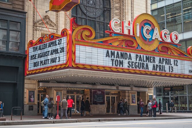 Chicago Architecture & Highlights With Local Treat - Small Group Walking Tour - Tour Overview and Highlights