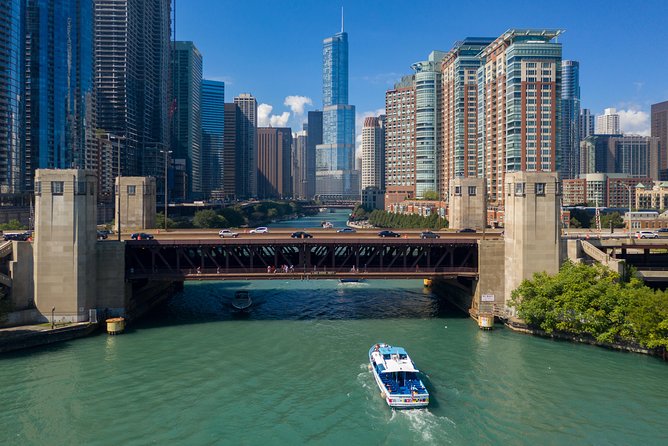 Chicago Urban Adventure River and Lake Cruise - Inclusions and Meeting Details
