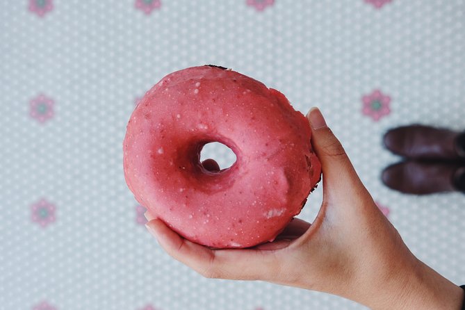 Chicagos Delicious Donut Adventure by Underground Donut Tour - Culinary Inclusions