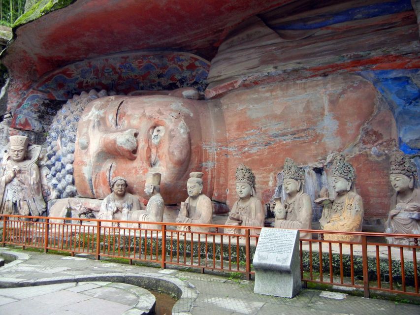 Chongqing: Dazu Rock Carvings Private Transfer or Tour - Tour Experience