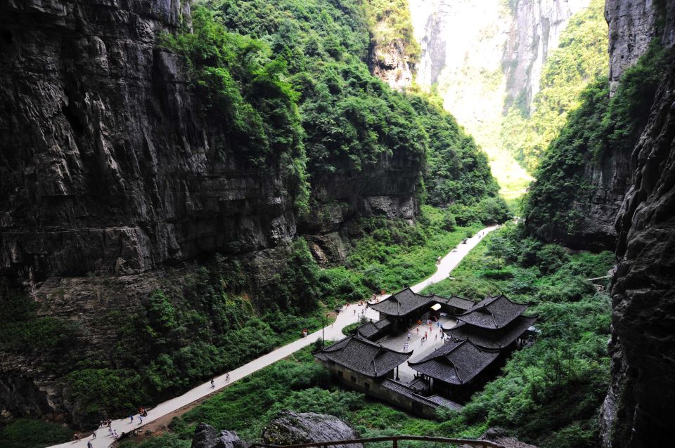 Chongqing: Wulong Private Day Exploration Tour - Booking and Cancellation Policy