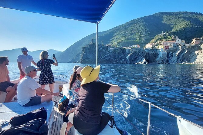 Cinque Terre Tour With a Traditional Ligurian Gozzo From Monterosso - Customer Reviews Overview