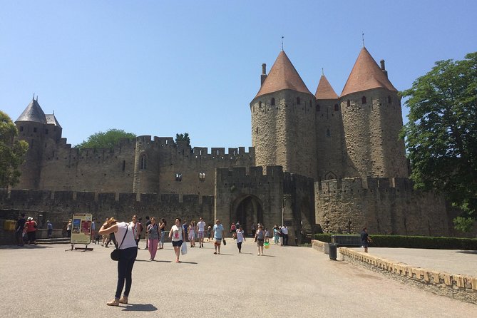 Cité De Carcassonne Guided Walking Tour. Private Tour. - Meeting and Pickup Information