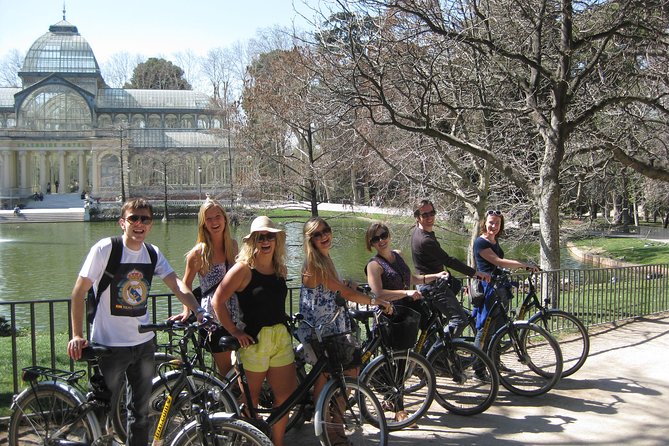 City Bike Rental With Phone Holder and Self Guided Tour - Logistics