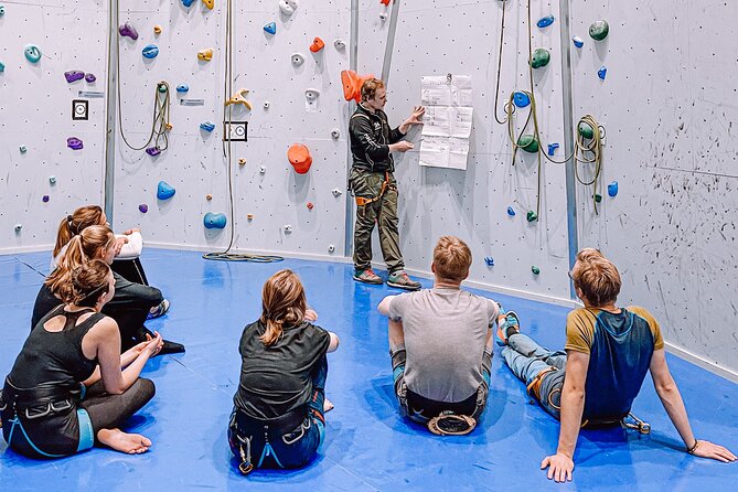 Climbing at Mørkvedhallen Climbing Center - Operating Hours and Schedule