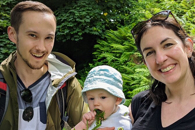 Coastal Foraging and Folklore Tour - Learning Uses for Beauty and Food